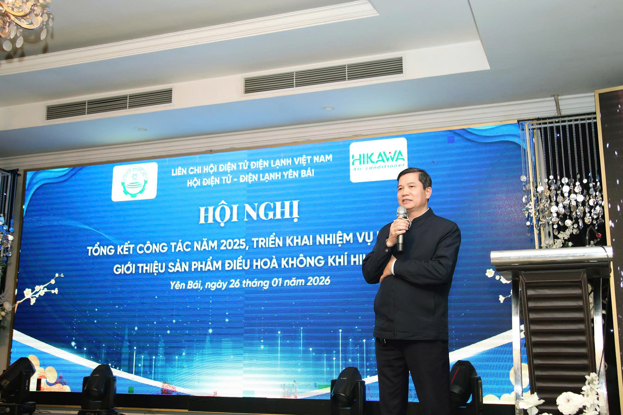 z7474440103353_2416f81d47d456853abcea821359a9d2